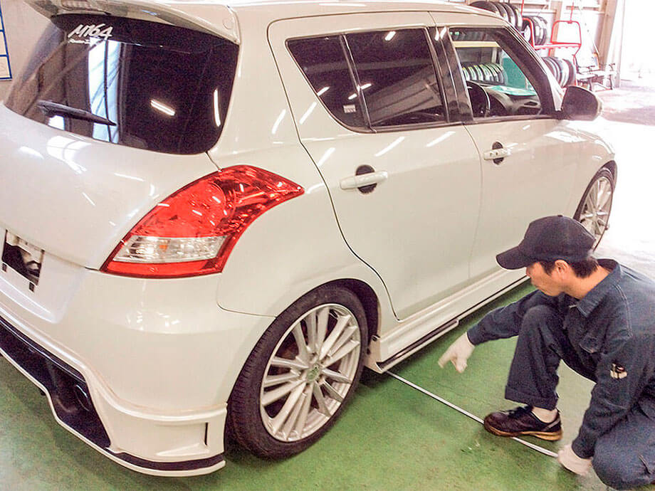 岸和田車検センター 点検の様子