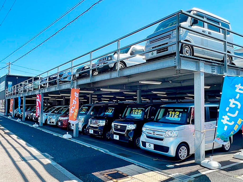 岸和田店屋外展示スペース